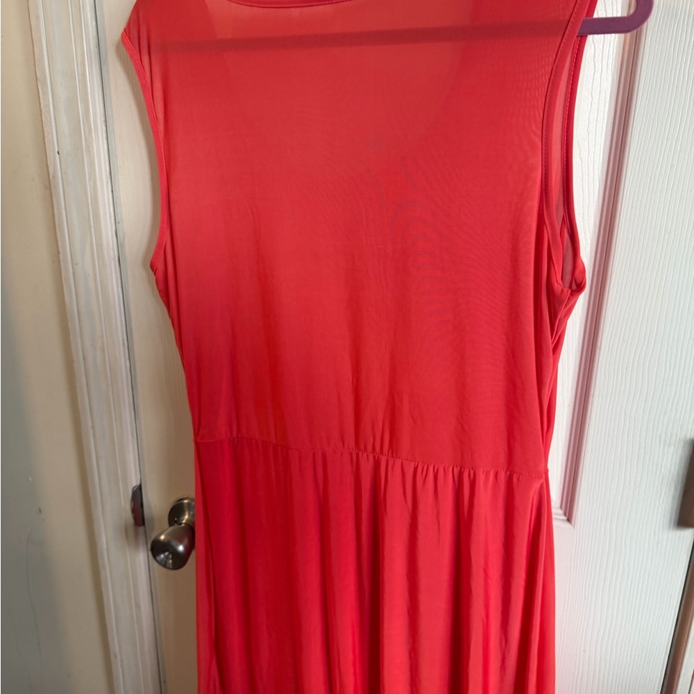 Elegant Red Sleeveless Dress
